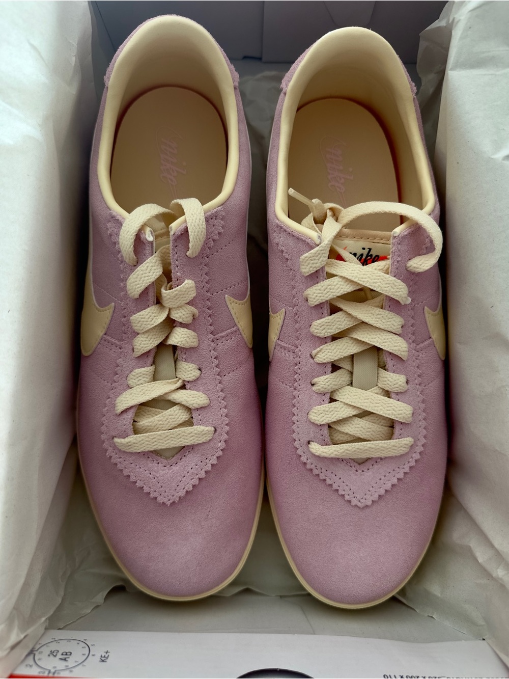 Brand New Nike Women’s AstrograbbeSuede Size 9.5, color pink foam/muslin